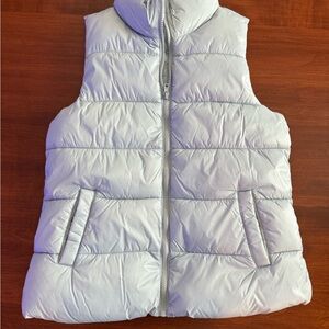 Old Navy Light Gray Puffer Vest - size small